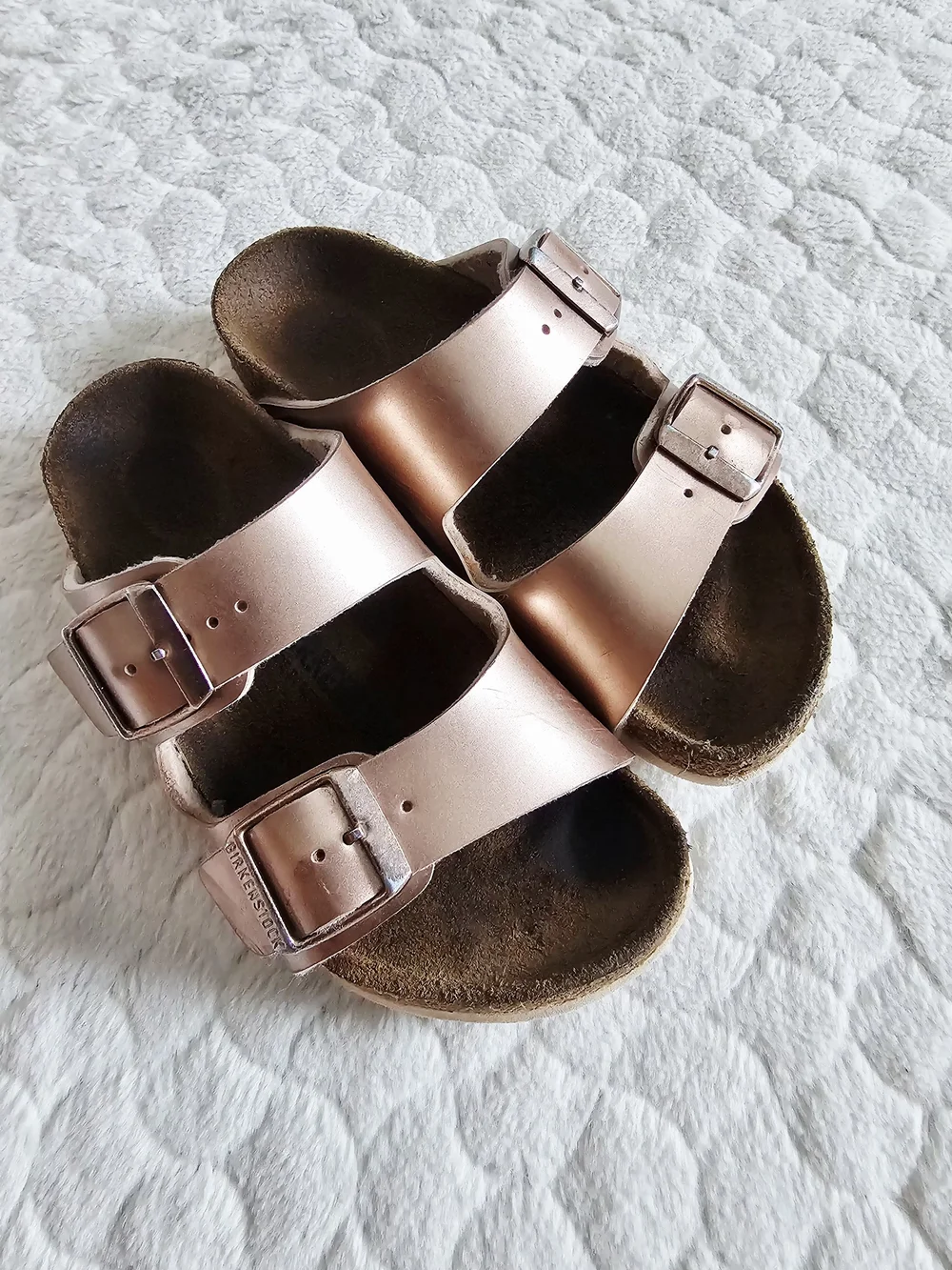 Birkenstock Kids Metallic Rose Gold Double-Buckle Slide Sandals